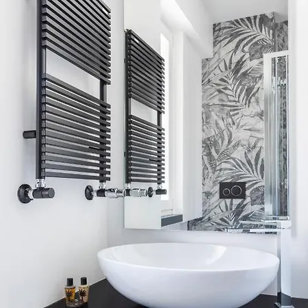 Romac Trinity - 3bdr With Sauna & Jacuzzi In Campo De Fiori * רומא