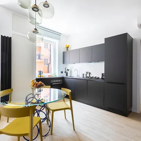 Romac Trinity - 3bdr With Sauna & Jacuzzi In Campo De Fiori Appartement