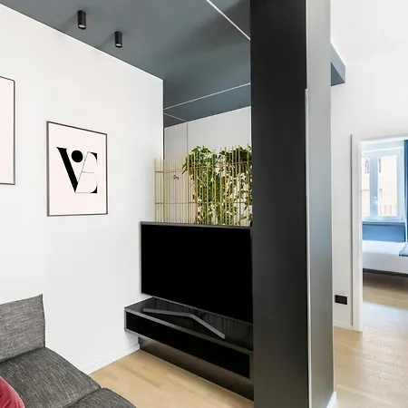 Romac Trinity - 3bdr With Sauna & Jacuzzi In Campo De Fiori Appartement *