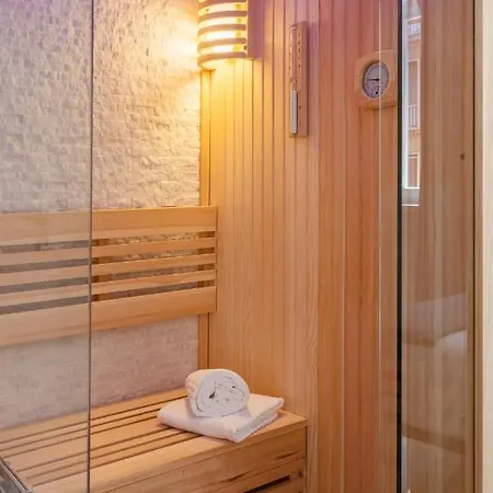 Appartement Romac Trinity - 3bdr With Sauna & Jacuzzi In Campo De Fiori Rome