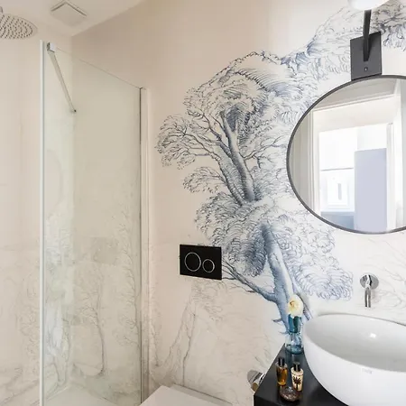 Romac Trinity - 3bdr With Sauna & Jacuzzi In Campo De Fiori Appartement *