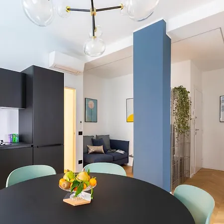 Romac Trinity - 3bdr With Sauna & Jacuzzi In Campo De Fiori Appartement *
