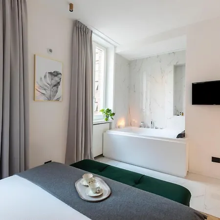 Romac Trinity - 3bdr With Sauna & Jacuzzi In Campo De Fiori *