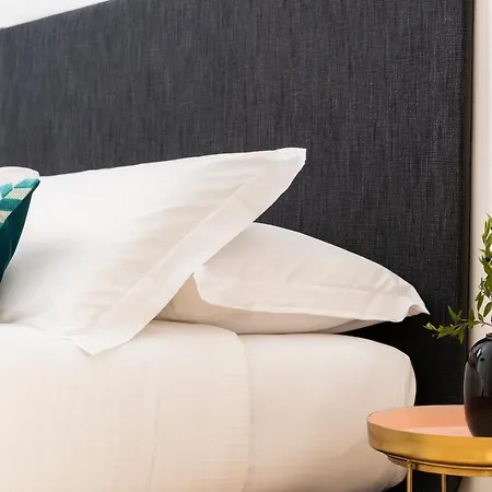 Romac Trinity - 3bdr With Sauna & Jacuzzi In Campo De Fiori Appartement *