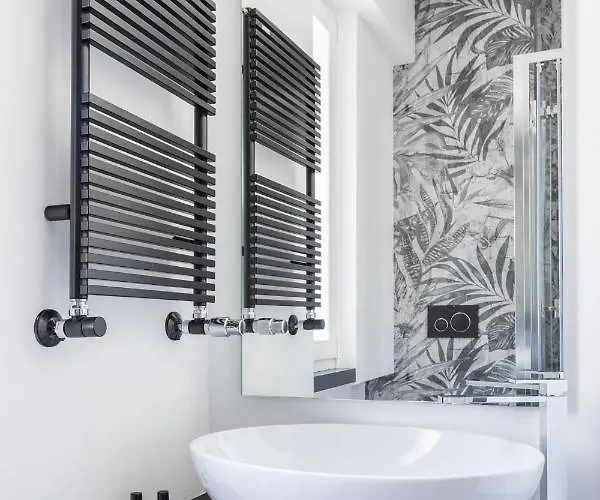 Romac Trinity - 3bdr With Sauna & Jacuzzi In Campo De Fiori * רומא