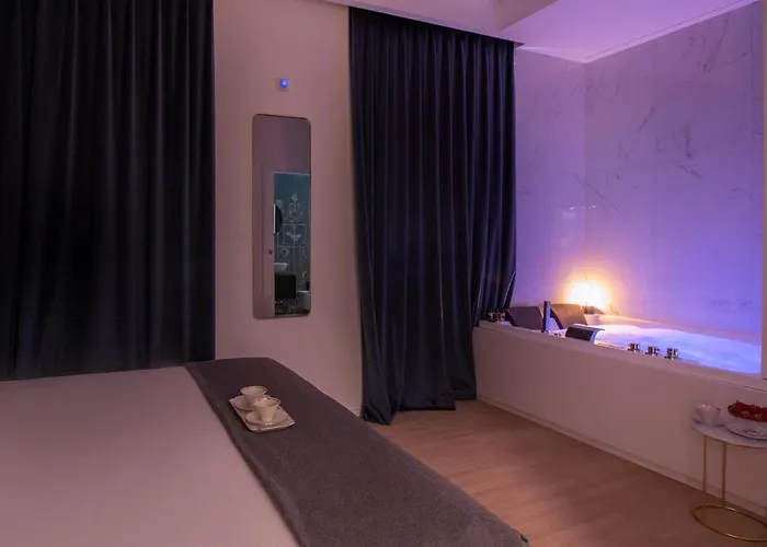 Romac Trinity - 3bdr With Sauna & Jacuzzi In Campo De Fiori דירה