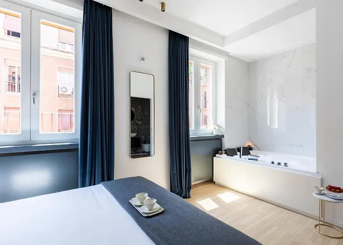 דירה Romac Trinity - 3bdr With Sauna & Jacuzzi In Campo De Fiori *